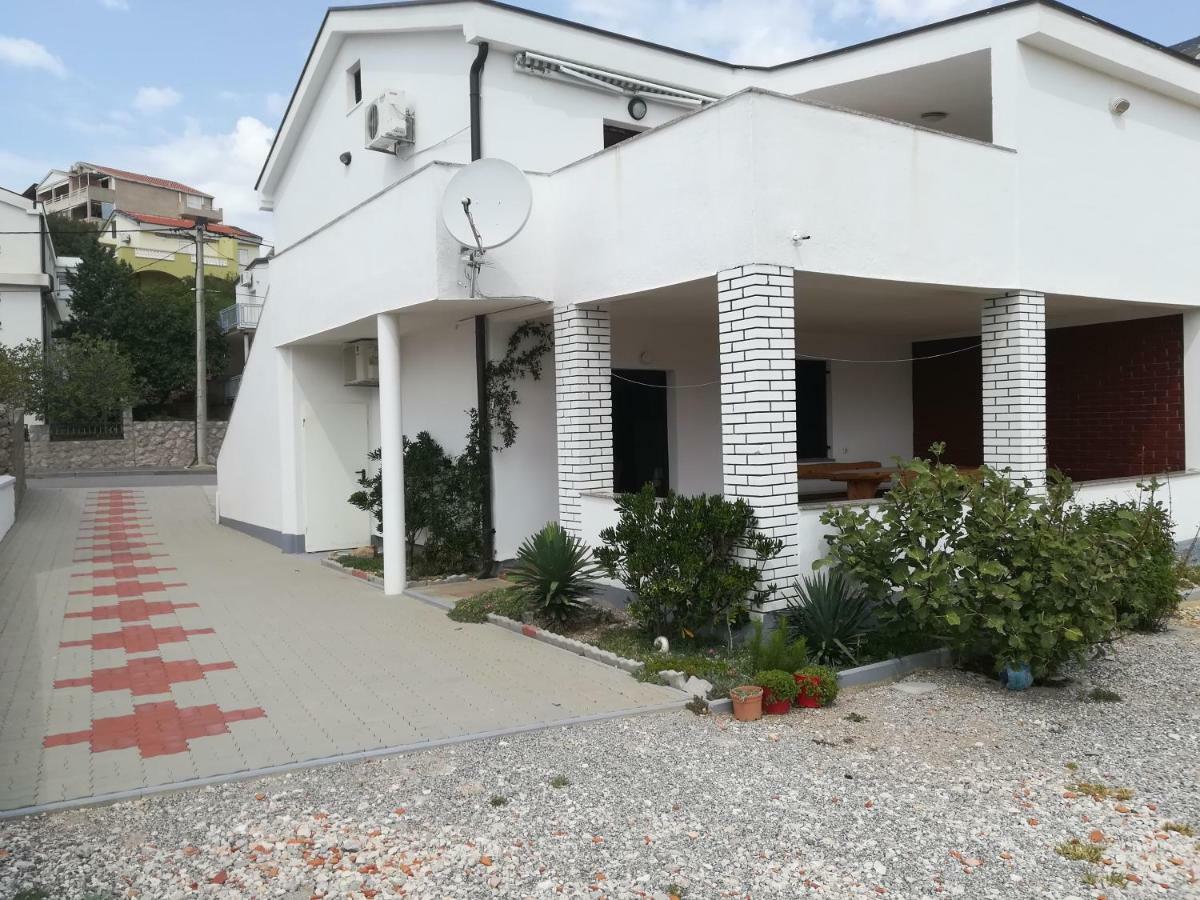 11 Primorska Ulica Apartment